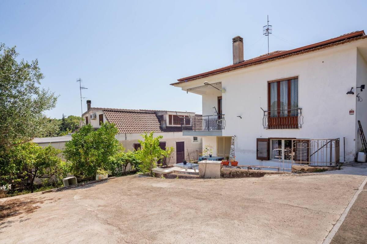 Guesthouseminturnoit Lucia Sparagna Екстериор снимка